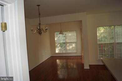 8221 Shooting Star Ln, Laurel, MD 20724 - photo 7