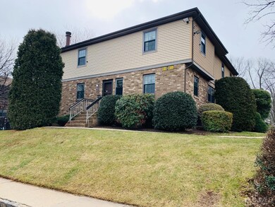 1101 Maple Hill Dr, Woodbridge, NJ 07095 - photo 2