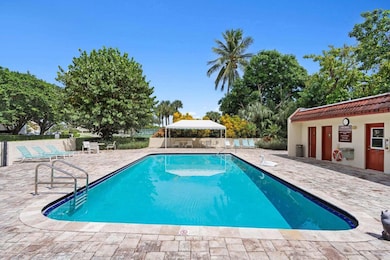 1707 Consulate Place unit 202, West Palm Beach, FL 33401 - photo 3