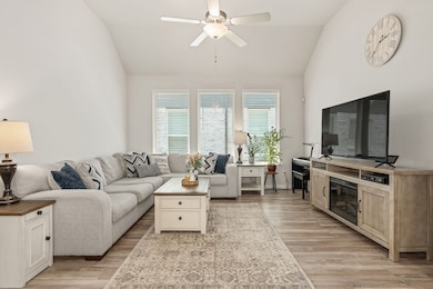 716 Lamp Post Ln, Argyle, TX 76226 - photo 4