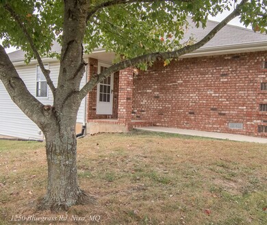 1250 Bluegrass-3