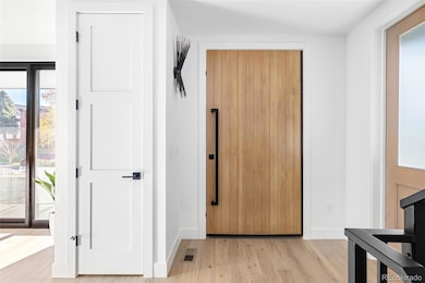 949 S Clayton Way, Denver, CO 80209 - photo 5