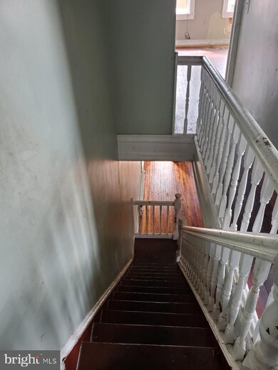 2812 E Madison St, Baltimore, MD 21205 - photo 4