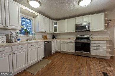 29761 Allen Rd, Mechanicsville, MD 20659 - photo 5