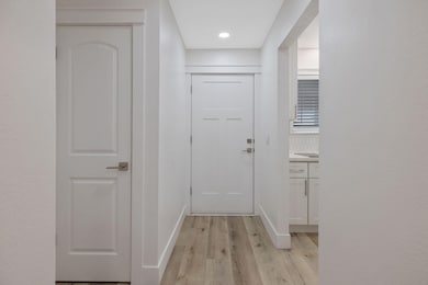 4024 W Howard Ave, Visalia, CA 93277 - photo 5