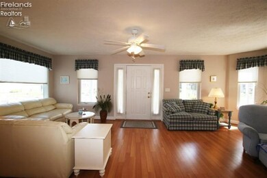 4611 Cleveland Rd E unit 917, Huron, OH 44839 - photo 2