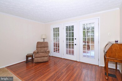 9123 Satyr Hill Rd, Parkville, MD 21234 - photo 6