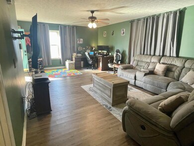 509 Atlee Dr, Harrodsburg, KY 40330 - photo 5