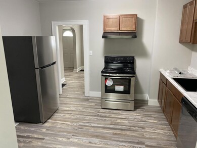 Kitchen full