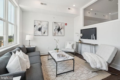 813 N Broad St unit 414, Philadelphia, PA 19123 - photo 2