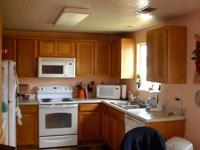 3920 Agate Meadows Ct, White City, OR 97503 - photo 4