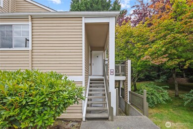 5300 Harbour Pointe Blvd unit 311-I, Mukilteo, WA 98275 - photo 3