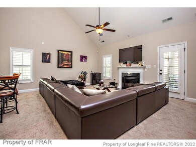 1116 Meadow Creek Rd, Fayetteville, NC 28304 - photo 6