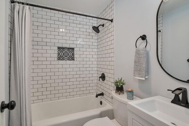 12-web-or-mls-263-old-craigville-rd