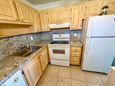 293 Seville M, Delray Beach, FL 33446 - photo 7