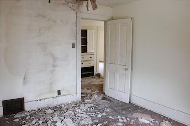 305 E 10th St, Trenton, MO 64683 - photo 5