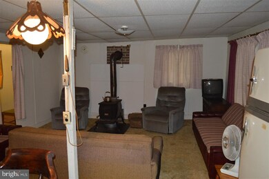 2119 Pine Grove Rd, Fayetteville, PA 17222 - photo 2