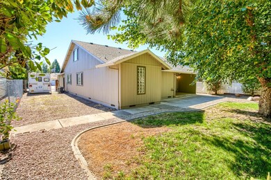 1007 Fairfield Ave, Central Point, OR 97502 - photo 7