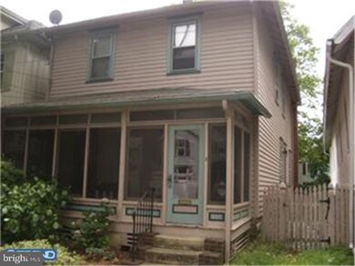 302 Penn St, Riverton, NJ 08077 - photo 2