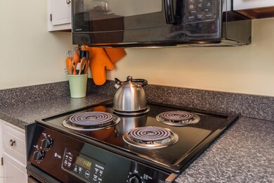 8302 Olive Hill Ct, Louisville, KY 40228 - photo 7