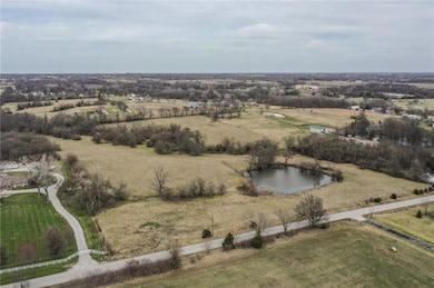 211th Peculiar Way, Peculiar, MO 64078 - photo 2