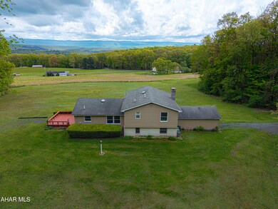 388 Ellis Rd, Schellsburg, PA 15559 - photo 5