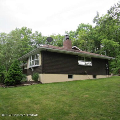 349 Lake Francis Rd, Mountain Top, PA 18707 - photo 4