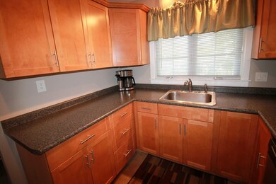 17 Moore St, Chicopee, MA 01013 - photo 5