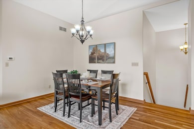 285 Cardinal Ridge Dr unit 285, Pewaukee, WI 53072 - photo 7