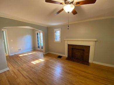 126 W Tulane A _7121