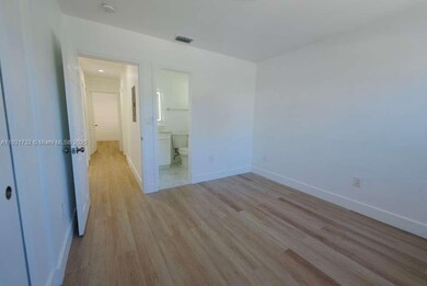 11316 Peachtree Dr unit 1, Miami, FL 33161 - photo 6