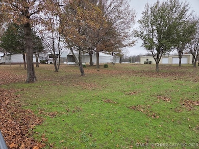 420828 E 1143 Rd, Eufaula, OK 74432 - photo 5