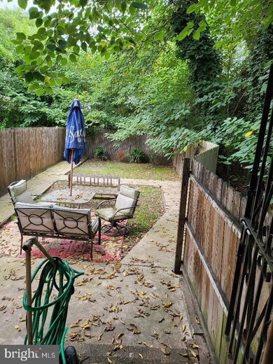 559 Royden St, Camden, NJ 08103 - photo 6