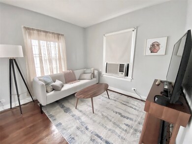 1654 Colquitt St, Houston, TX 77006 - photo 3