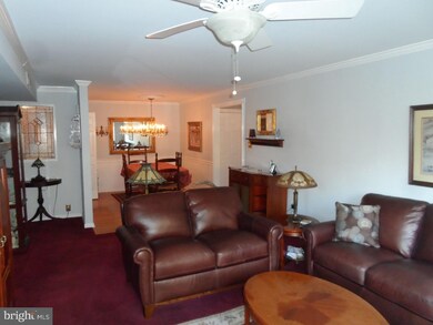 121 Woodstream Dr, Norristown, PA 19403 - photo 7