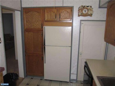 825 Main St, Shoemakersville, PA 19555 - photo 7