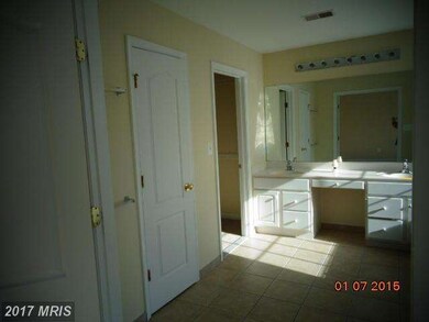 201 Galyn Dr, Knoxville, MD 21758 - photo 4