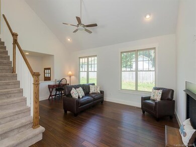 34 White Ave, Asheville, NC 28803 - photo 6