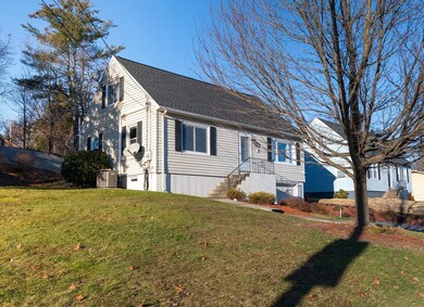 19 Carmine Rd, Nashua, NH 03063 - photo 2