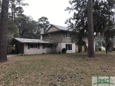 Double side-entry garage.