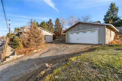 909 N Baker Ave, East Wenatchee, WA 98802 - photo 3