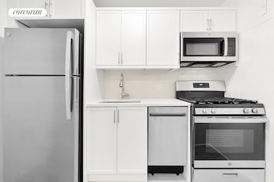 Gramercy Arms unit 9H, New York, NY 10003 - photo 7