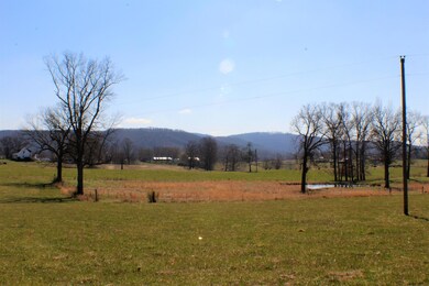 2409 Randolph Rd, Cookeville, TN 38506 - photo 7