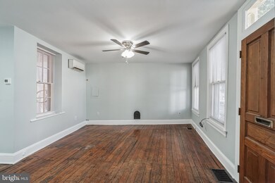 4373 Cresson St unit 1, Philadelphia, PA 19127 - photo 2