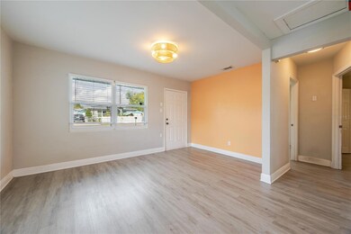 736 Hull St, Lakeland, FL 33805 - photo 4