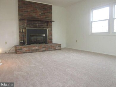 12606 Killian Ln, Bowie, MD 20715 - photo 5