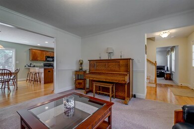 Formal dining