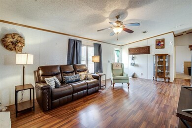 109 Bluff Heights Dr, Weatherford, TX 76085 - photo 5