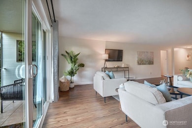 13045 15th Ave NE, Seattle, WA 98125 - photo 6