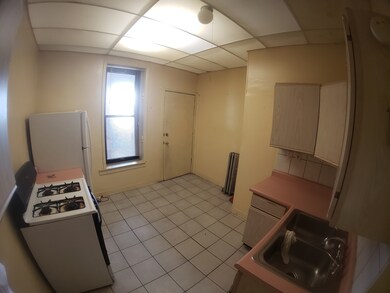 6529 S Kimbark Ave unit 2R, Chicago, IL 60637 - photo 2